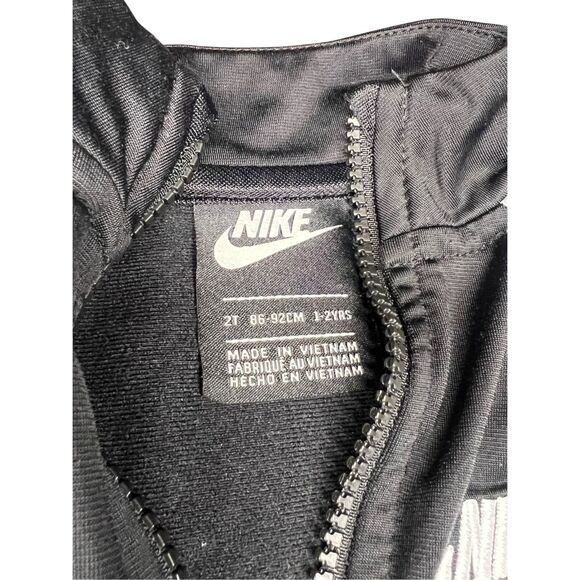 Nike Toddler Boys 2T Matching Tracksuit Set Black Pants & Jacket - Picture 4 of 8